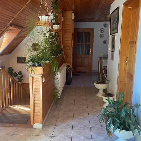 Szigligeti Marika Apartman Szigliget